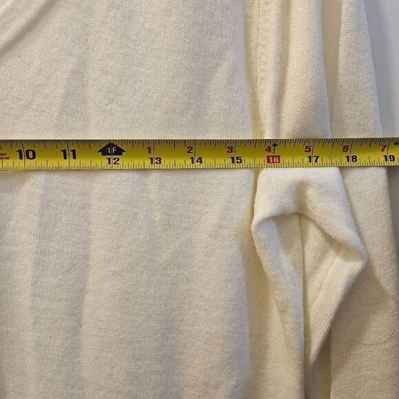 Susan Graver Off White V Neck Sweater Size S - Picture 6 of 8